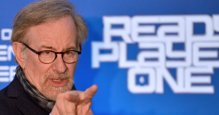Distribun stratgiu Netflixu odsudzuje Steven Spielberg i festival v Cannes